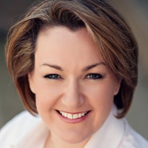 Elaine Milne, Dip PFS